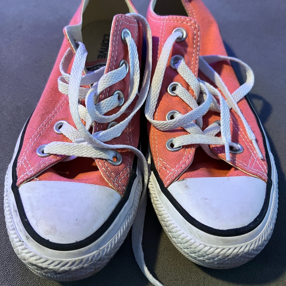 Converse Chucks - Picture 2 of 4
